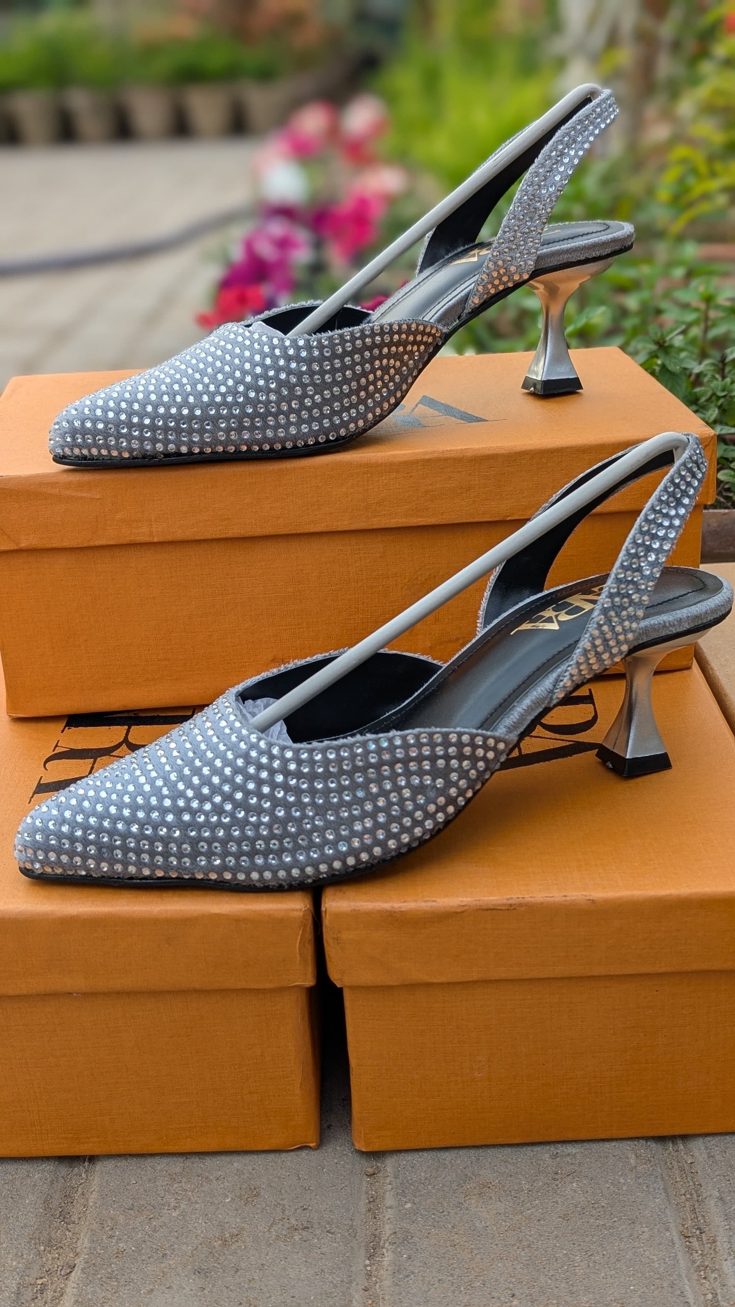 Classic Low-Heel Slingback Pumps