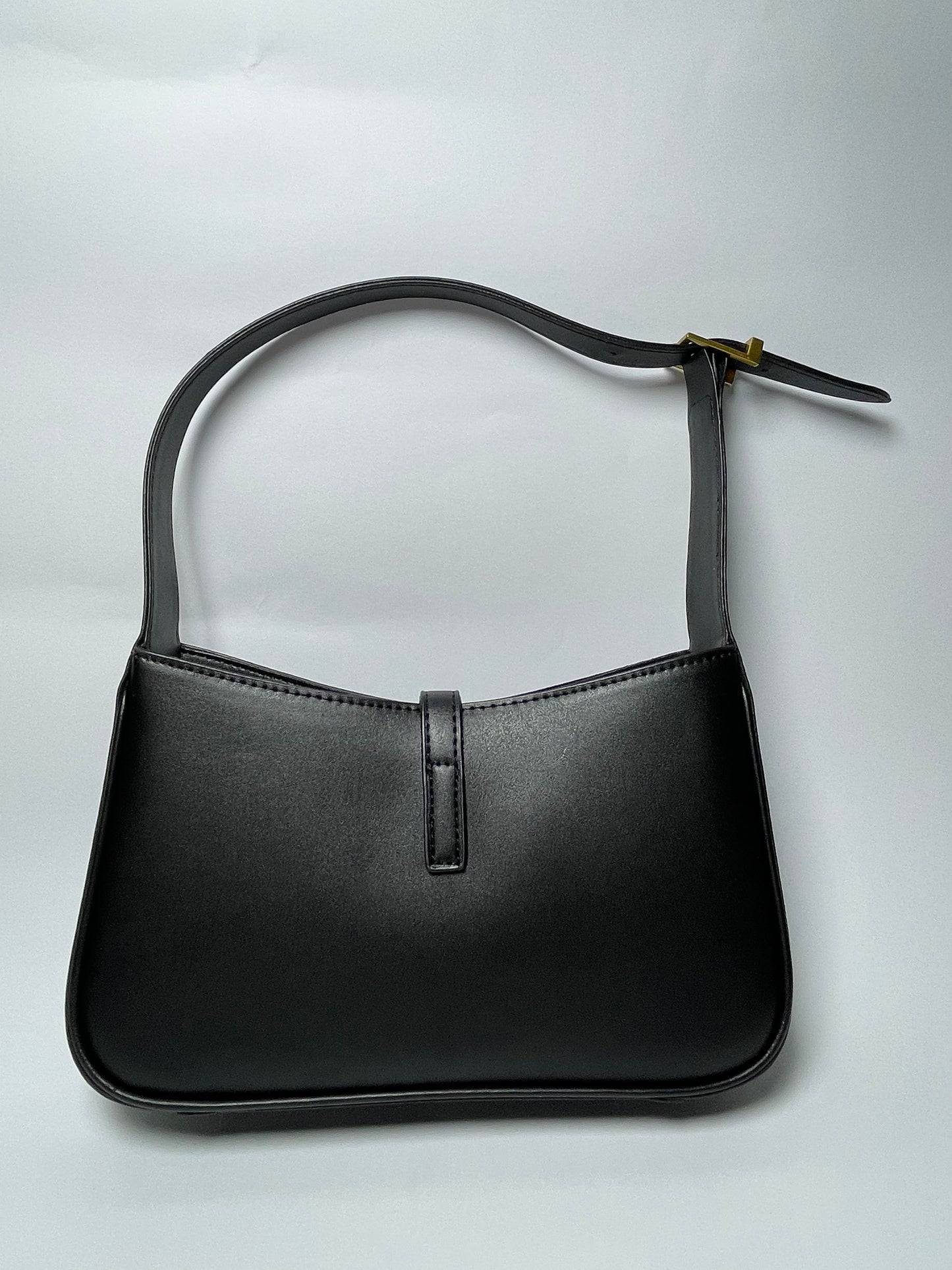 Luxury Gold-Accent Minimalist Shoulder Bag – Premium Black Leather Finish