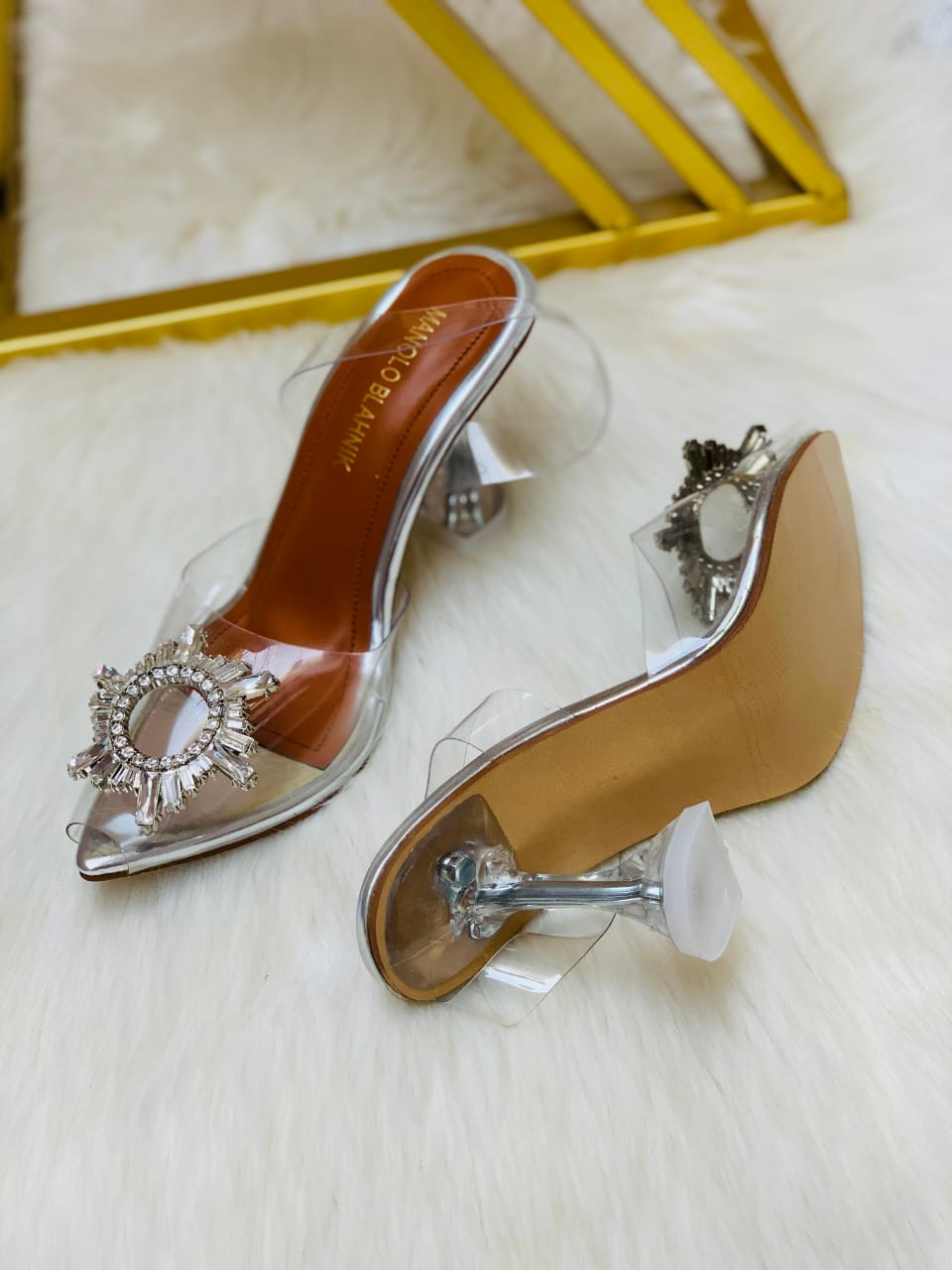 Modern Transparent Heels with Sparkling Buckle