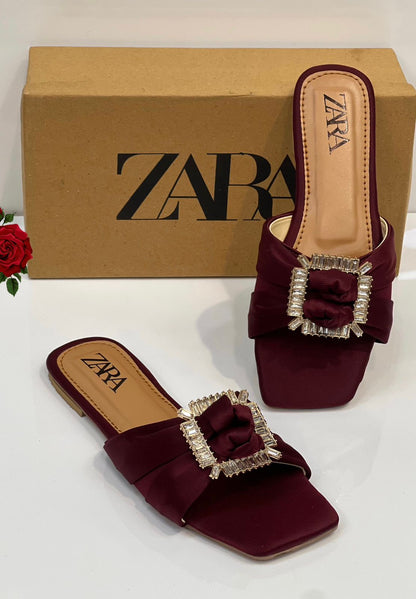 Women’s Crystal Buckle Slip-On Slippers