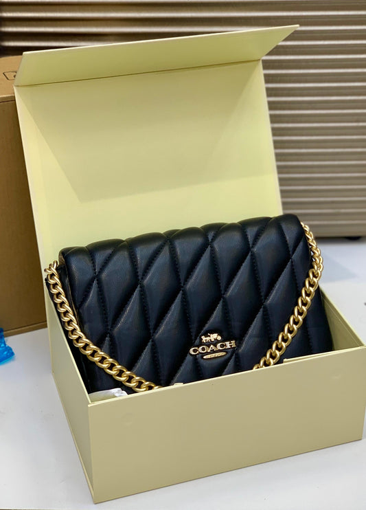 Royale Chain Shoulder Bag