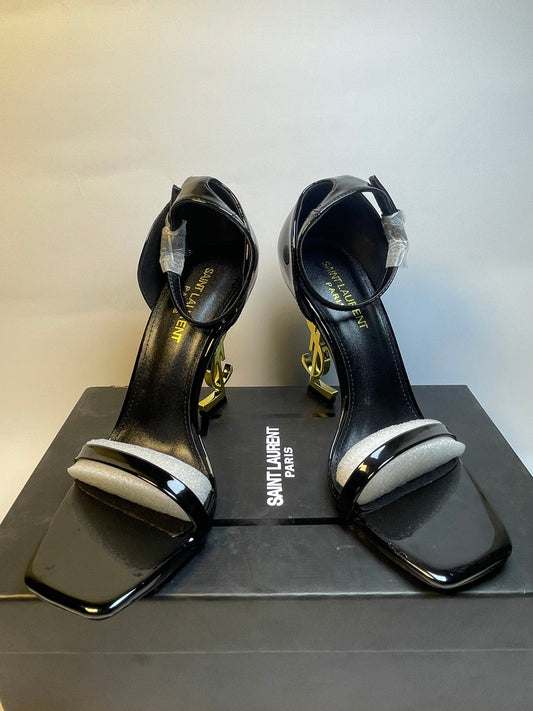 Logo Heel Sandals – Black Edition